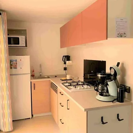 3 Etoiles - Piscine - Ccbbehi 营地 Verruyes