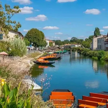3 Etoiles - Piscine - Ccbbehi Verruyes
